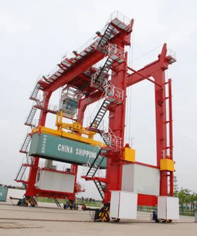 Pelabuhan pembekal kren kontena Loadeing dan Unloading kren